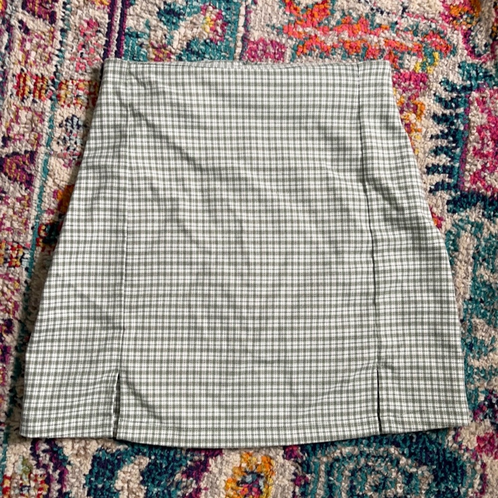 brandy melville cara skirt